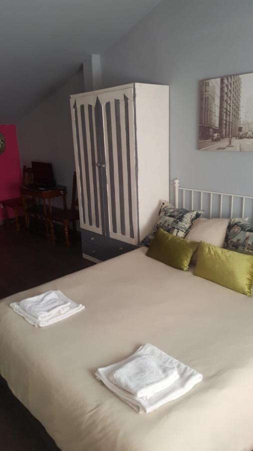 Ferienwohnung Apartamento El Manantial Pola de Lena Exterior foto