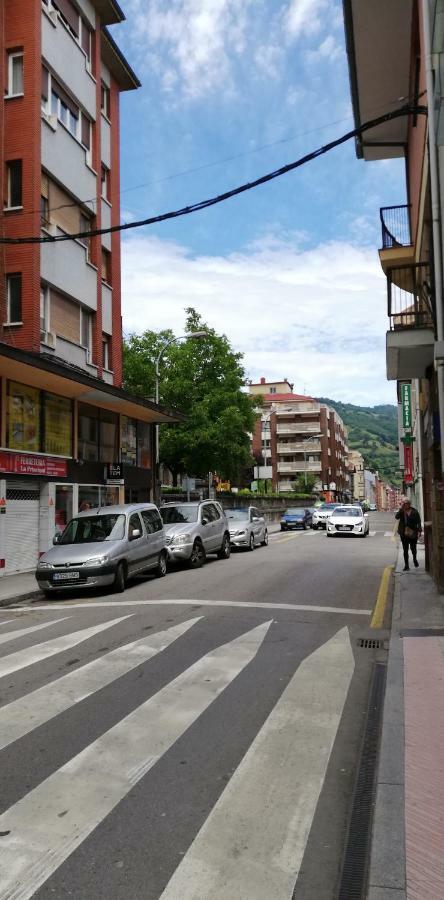 Ferienwohnung Apartamento El Manantial Pola de Lena Exterior foto